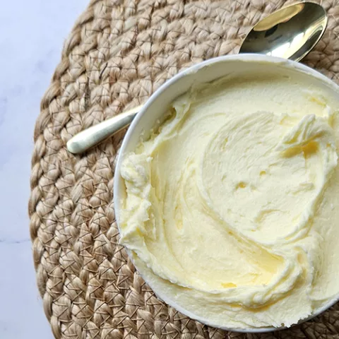 Botercrème (1:1 afsmeren taart)